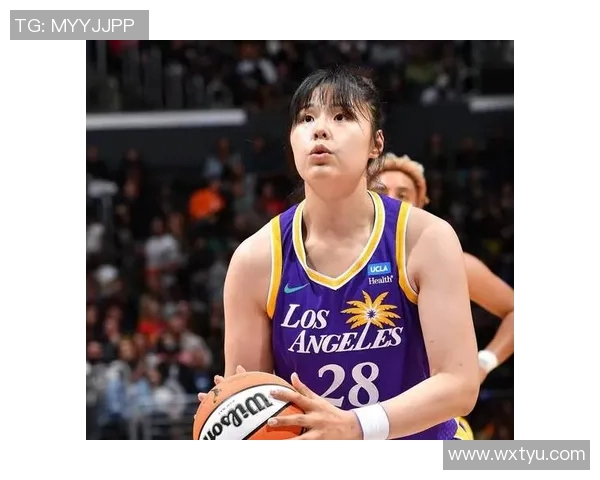 女篮神塔李月汝登场贡献微薄风暴轻取王牌实现三连胜